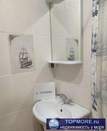 Г. Севастополь. Квартира находится недалеко от пляжной зоны, примерно пять минут прогулочным шагом. Пляж песочный,... - 1