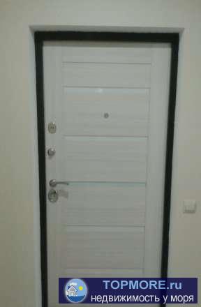 Квартира в отличном состоянии, теплая и уютная, ухоженный подъезд, середина дома, материал постройки - ракушечник,... - 2