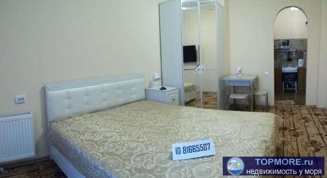 Апартаменты расположены у моря , в районе бухты Казачья ,в клубном комплексе 'РАШАД' ,К услугам удобная двухспальная... - 1