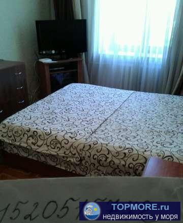 Сдам посуточно однокомнатную квартиру в центре города,Есть большая двухспальная кррвать,кресла,платеный... - 2