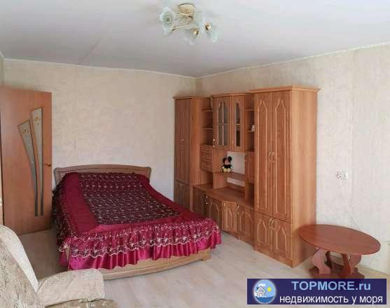 Сдается посуточно своя уютная 1- комнатная квартира на Летчиках (рядом с Юмашевским рынком). Квартира находится на...