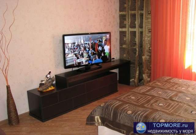 сдаю посуточно без посредников квартиру в новом доме на втором этаже. В квартире современный ремонт, всё необходимое...