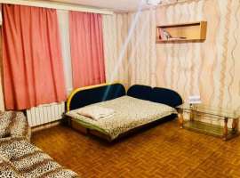 Посуточно 1-к квартира, состояние жилое удовлетворительное....