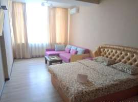 Сдаю посуточно свою квартиру в новом доме на Сенявина 5, 2 этаж,...