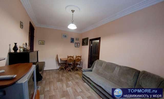 Предлагается для отдыха в Севастополе 2-комнатная квартира в самом центре Севастополя (без услуг посредника).Квартира... - 2