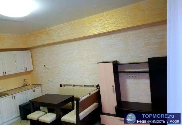 Сдам однокомнатную студию длительно,район Горпищенко, обсалютно новая квартира, с новым евроремонтом, кондиционер,... - 2