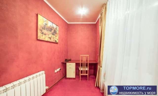 Предлагаем посуточно 1 — комнатную квартиру на территории Гостевого дома. Могут проживать 2-человека, возможно 1... - 2