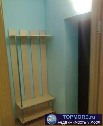 Сдам студию в новостройке-(хороший ремонт,автономное отопление,лоджия,мебель,техника,сан узел,душ,кухня)...