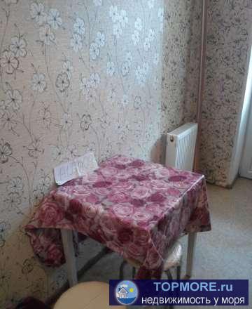 Квартира на 1 этаже.диван двух спальный и полуторка. До моря 5-7 мин.Три пляжа.Постельное,интернет,горячая... - 1