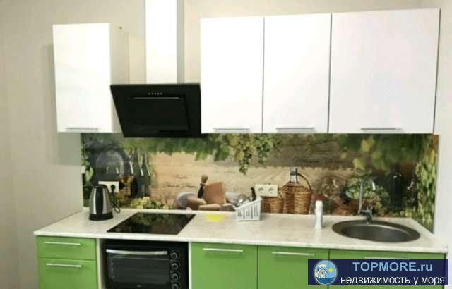 Квартира свободна с 23 мая.Дом расположен в парковой зоне в 5ти минутах от пляжа. Рядом Аквапарк, бары, кафе,...