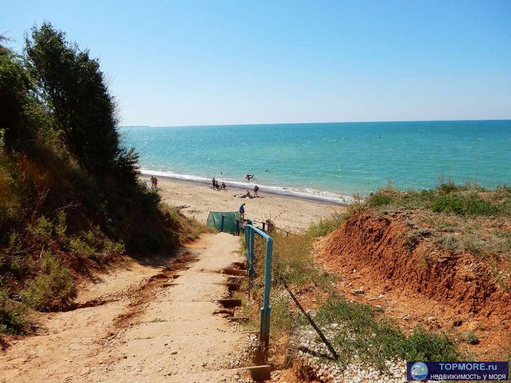 Продаю участок на берегу Черного моря в с. Береговое, Бахчисарайский район. Площадь участка 12.8 соток. Расстояние до...