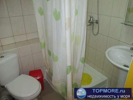 Приглашаем в  Феодосию отдохнуть у Нели!     В историческом центре,  10 мин. неспешно от моря просторная  однокомн.... - 13