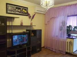 Сдам 2к.кв. в Ялте (Крым), ул. Весенняя
Квартира с евроремонтом...