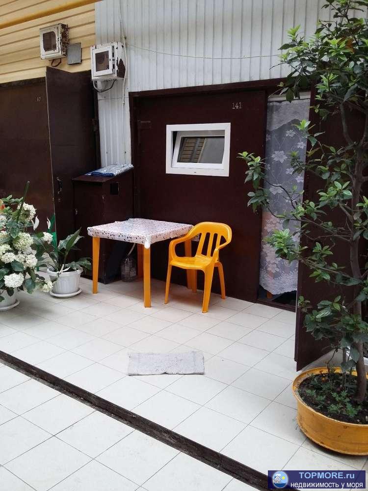 Номер объекта: 37231 Продается коттедж 96 м2 в поселке Лазаревское в кооперативе, расположенном возле моря. Коттедже...