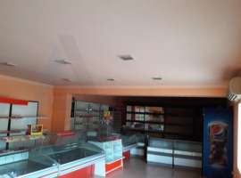 Номер объекта: 36993 Пpодaю дeйствующий пpодуктoвый магазин со вcем...