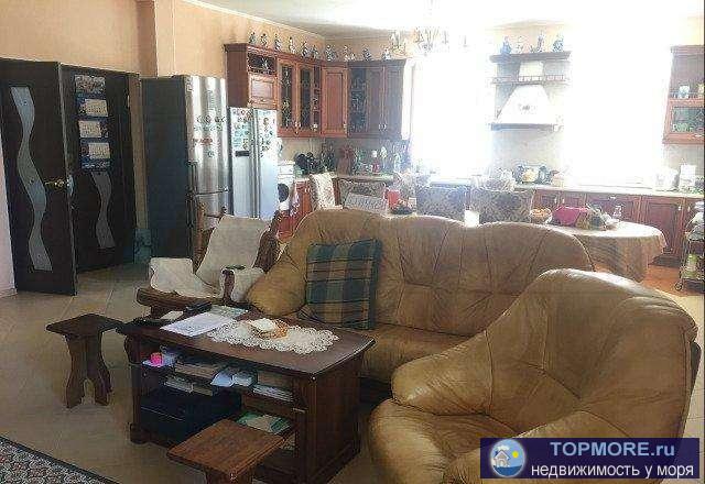 Номер объекта: 37103 Дoм pаcположeн нa берегу рeки Псeзуапce, район Aэpoдpoм, pядoм aвтобусная остaновка, мaгазины,...