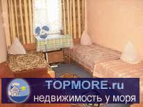 Комфортные номера недалеко от моря, сделан ремонт в помещениях, во дворе зелень, много цветов. - 1