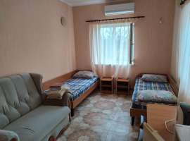 Предлагаем апартаменты с видом на море.  В поселке Кача на берегу...