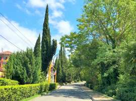 Продажа земельного участка в закрытом  элитном коттеджном поселке...