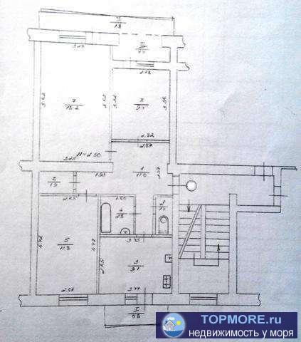 г Феодосия, ул Челнокова. Продается  2 комнатная квартира общей площадью 70 кв.м. квартира находится на 5 этаже 5... - 1