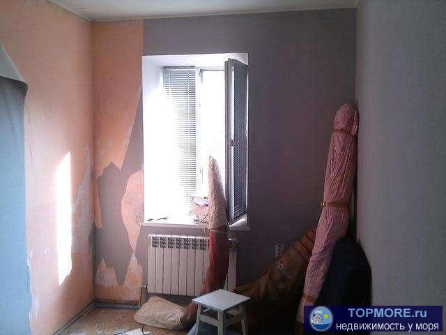 г Феодосии, ул Десантников. Продажа 2-х комнатной квартиры. Квартира расположена на 1 м этаже 1 го дома. Общая... - 2