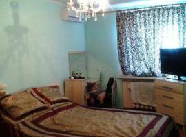 г Феодосия, ул Челнокова, 3 ком квартира чешский проект, 70,6 квм....