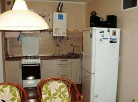 г Феодосия, ул Чкалова, р-н Комсомольский парк, 2 ком квартира, 72...