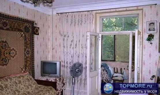 г Феодосия, ул Горького, 2 ком квартира,52,1 кв метров Продается 2х комнатная квартира в районе Морсада, старый...