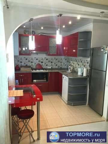 Продается 2 комнатная квартира в отличном состоянии, год после ремонта, с улучшенной планировкой - кухня-студия, не...