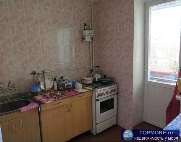 Продается 1 комнатная квартира, 300 метров до моря. Сделан свежий ремонт, сан. узел совмещенный, 2 балкона (один... - 2