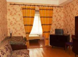 Продается 2 комнатная квартира, комнаты раздельные, с/у...