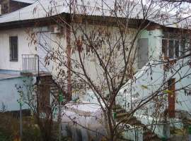 Продается уютная, благоустроенная, просторная квартира,...