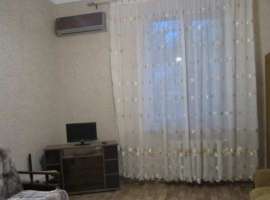 Продается благоустроенная 3-х комнатная квартира в пгт...