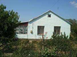 с Новопокровка, Кировский район, ул Комарова. Продажа, дом 1-этаж.,...