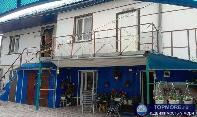 пгт Приморский, ул Дружбы, дом 110 кв. м, участок 6 соток.Так же есть 13 номеров для размещения отдыхайщих,площадью...