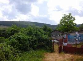 Дом находится в Кировском районе в с. Долинное по ул.Юсупова Дом...