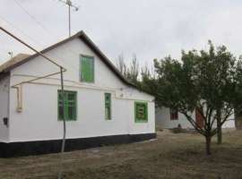 Чистый, ухоженный дом, 2 комнаты, санузел в доме, газ и вода...