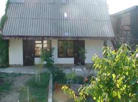 Продается недостроенный дом, введен в эксплуатацию, 2 жилые...