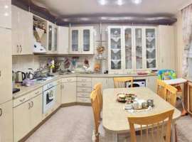 Продается дом 200 кв.м., участок 5,5 соток по адресу 
г. Старый...