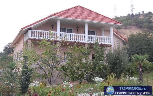 Продается благоустроенный дом 360 кв м, участок 11 соток в с. Солнечногорское, ул. Заречная. 7 комнат, кухня с...