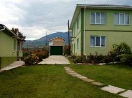 Продается усадьба из трех домов 260 кв м, участок 8 сот, со всеми...