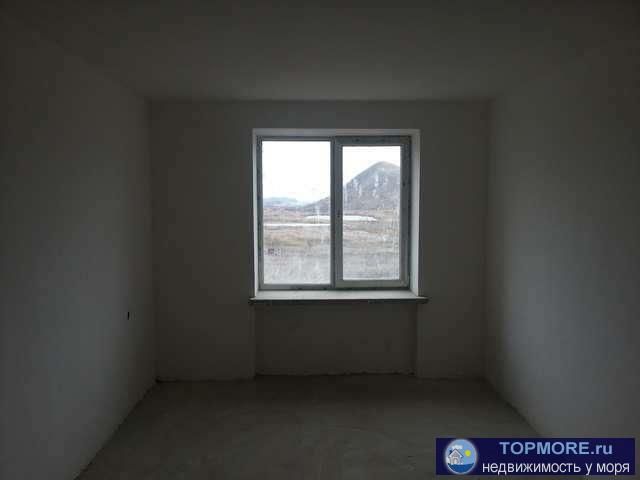 Продается 2 комнатная квартира без реморнта, 2 сан. узла, лоджия. - 2