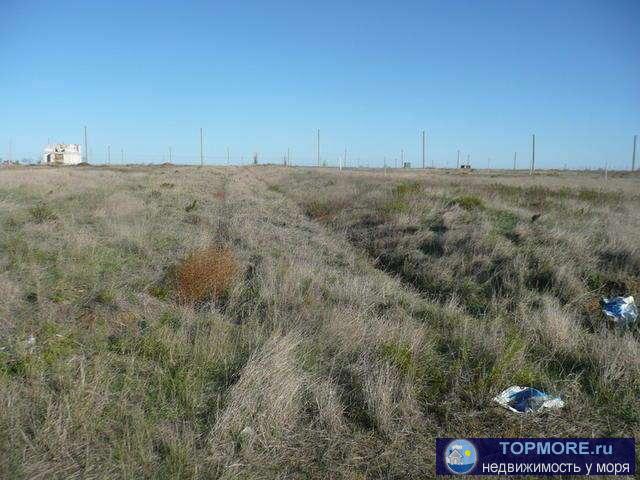 Продается земельный участок 8 соток в пгт Приморский, ул. Садовая, СПК Садко, по садовой книжке. Вода есть, свет по...