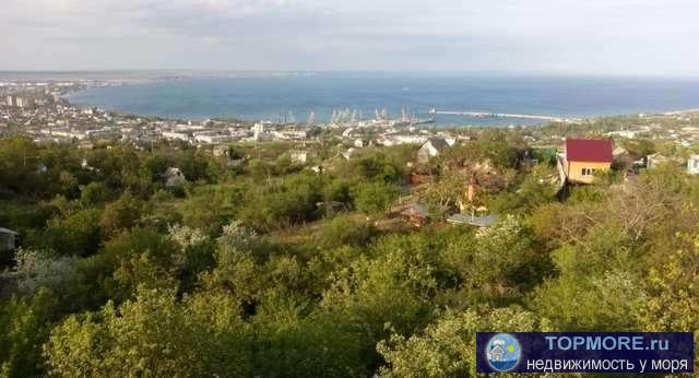 Продается земельный участок 12 соток в г. Феодосия, ул. Виноградная. Вокруг сосновый лес, имеются подъезды для авто....