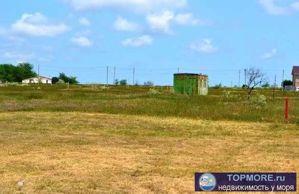 с Береговое, ул Гоголя. Продается участок ровный, правильной формы, общей площадью 10 соток. Коммуникации в 200 м.  - 2
