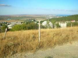 Продается участок, с. Солнечное, коммуникации через дорогу.