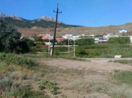 Продется участок 17 соток,  электричество, вода по улице.