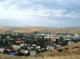 Продаётся земельный участка по 8 соток, в посёлке Коктебель....