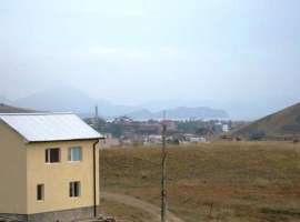 Продается участок с видом на море и на горы, Вода, свет, газ рядом. 