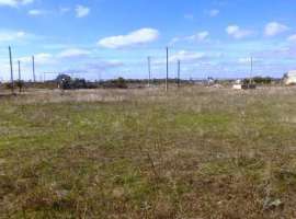 Продается земельный участок 15 соток, ИЖС. Коммуникации 100 м....